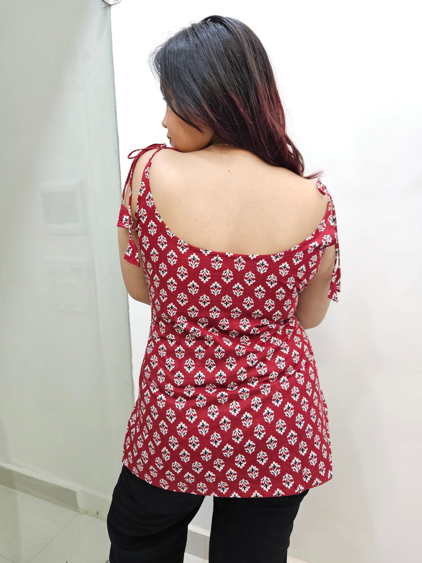 Maroon Ethnic Strap Kurti