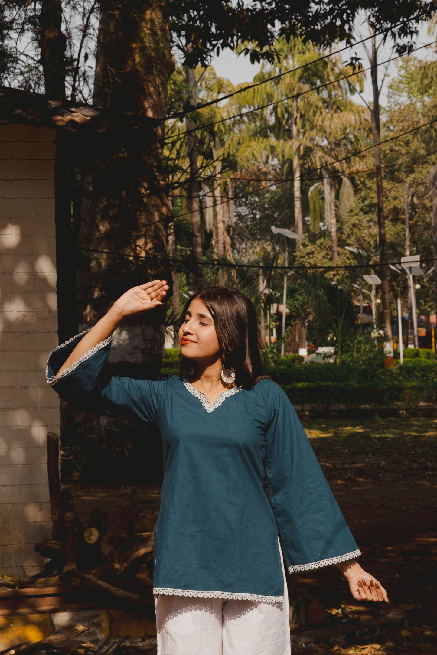 FALAK Sleeved Short Kurti