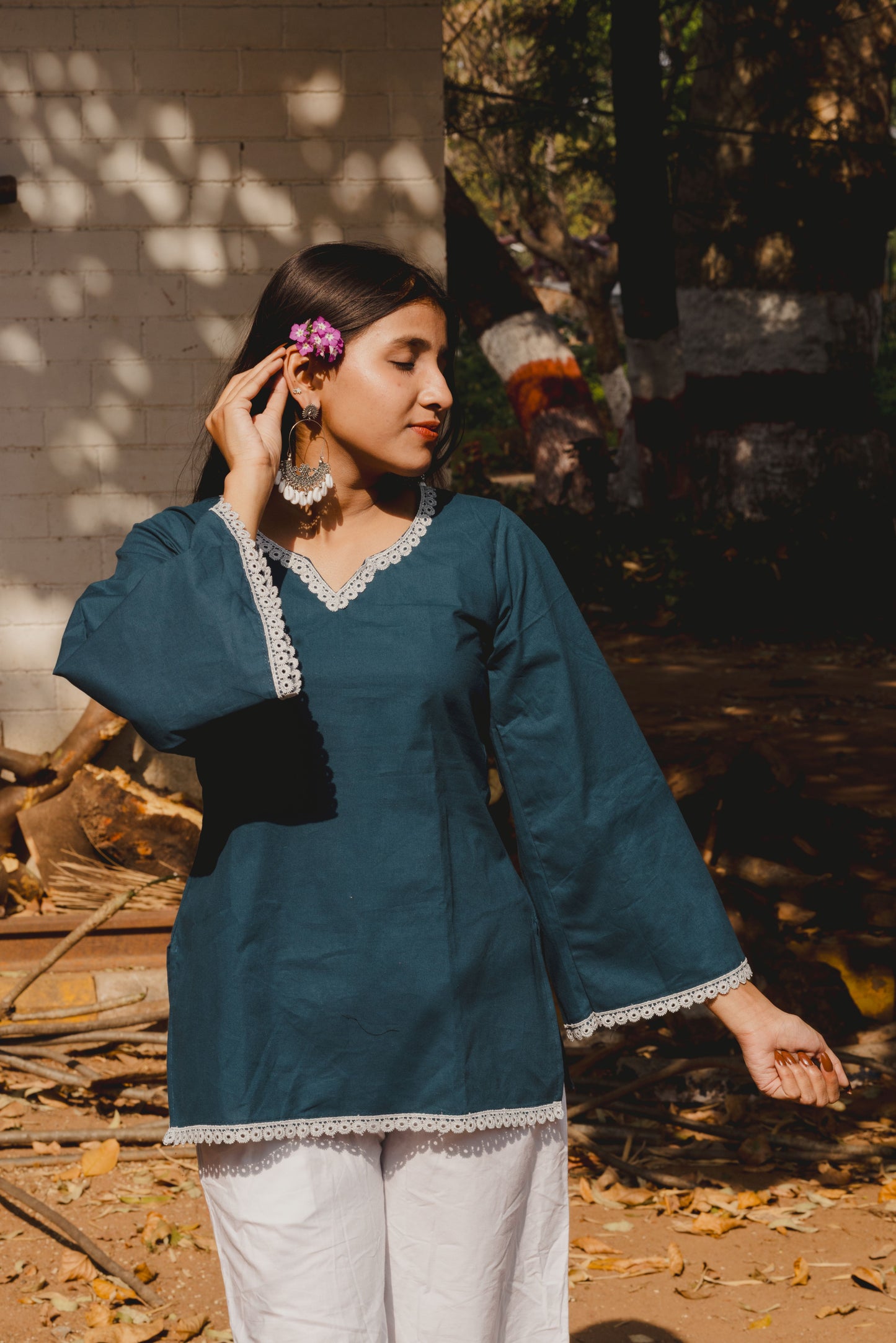 FALAK Sleeved Short Kurti