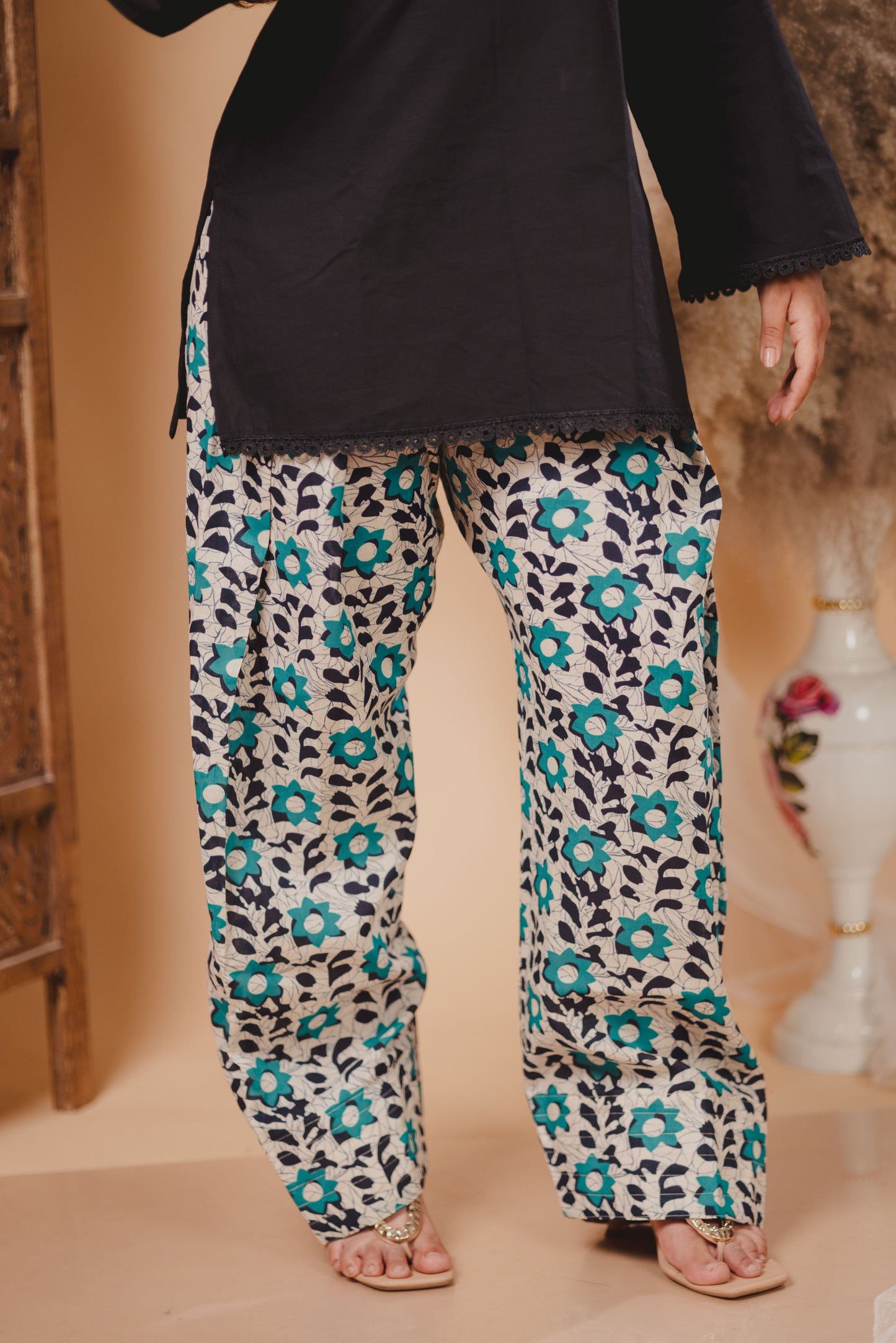 ADAA Black Farshi Set